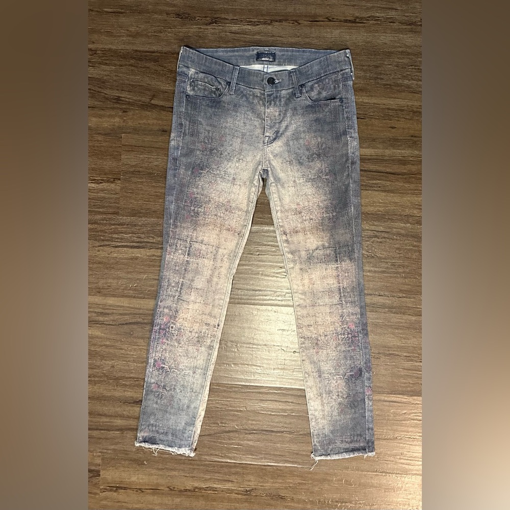 Mother The Looker Ankle Fray in Relax Awhile. Size 27